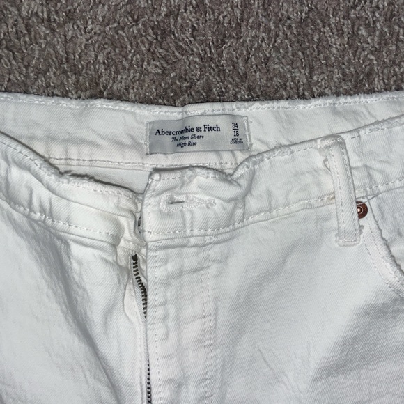 Abercrombie Jean Shorts - Picture 2 of 3